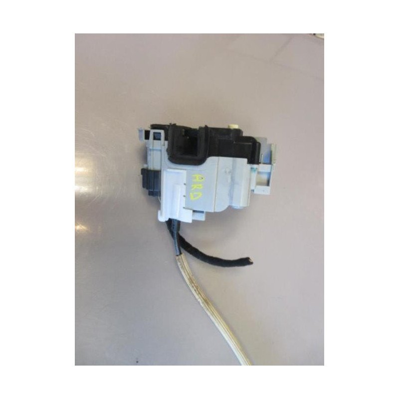 Serrure Arriere Droit Fiat Bravo 2 (1)