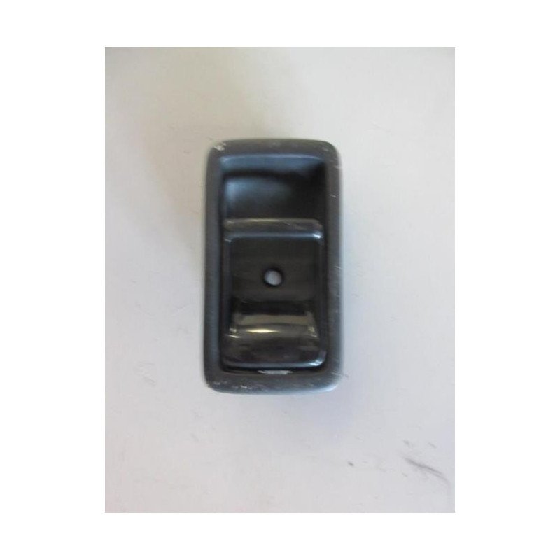 Poignee Interieur Avant Gauche Mazda 323 4 Phase 1 (1)