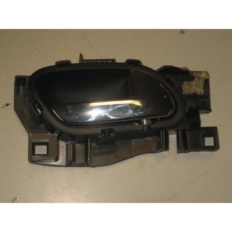 Poignee Interieur Avant Droit Citroen C3 Picasso Phase 1 (1)