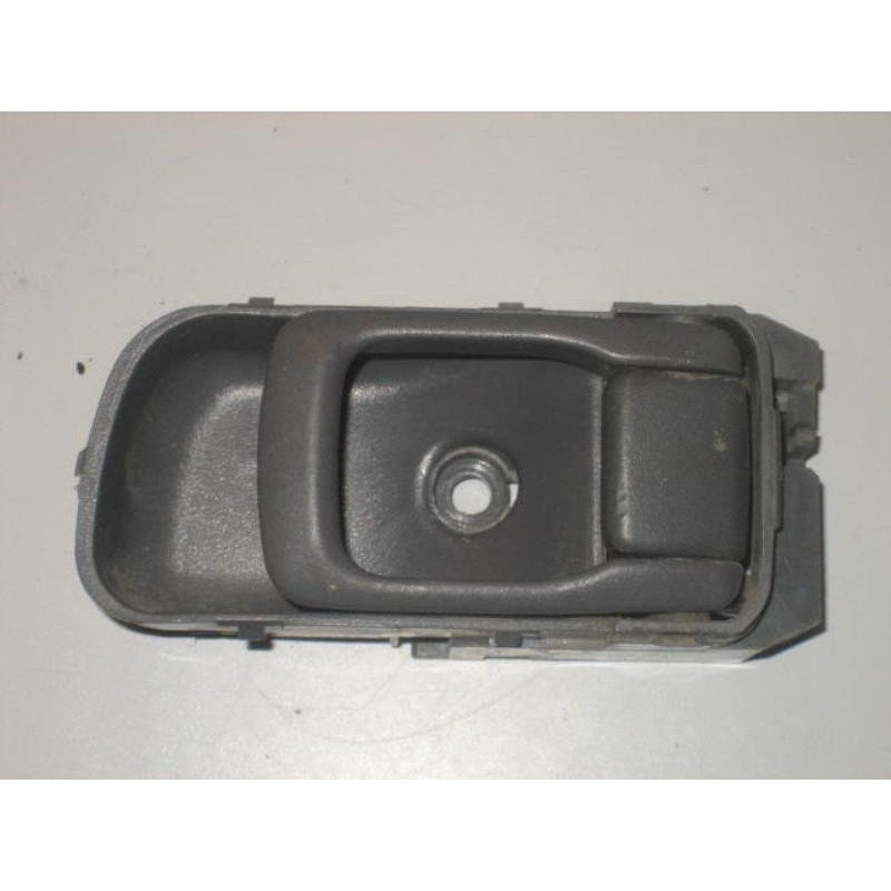 Poignee Interieur Avant Droit Nissan Pick-up 3 Phase 1 (1)