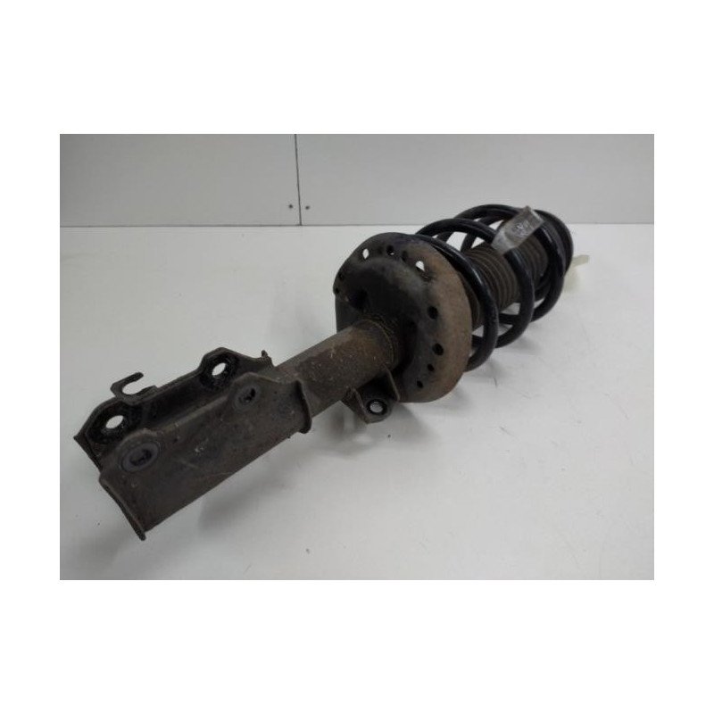 Amortisseur Avant Gauche Chevrolet Orlando (1)