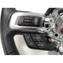 Volant Ford Mustang 7 Coupe (2)
