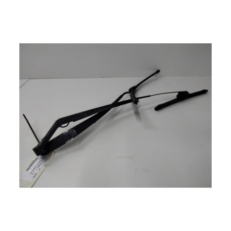 Bras Essuie Glace Avant Toyota Yaris 2 Phase 1 (1)