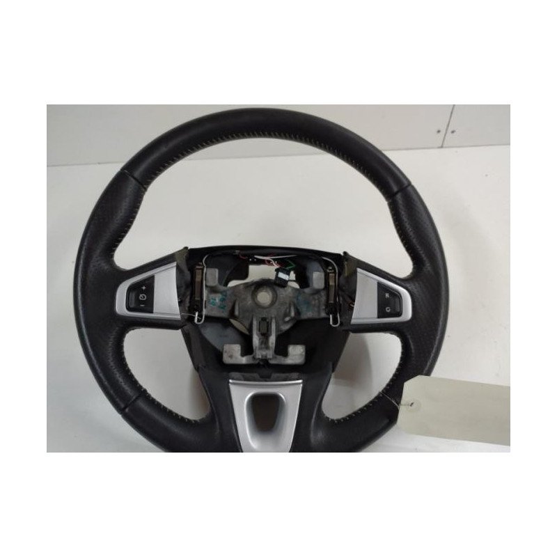Volant Renault Megane 3 Phase 2 Coupe (1)