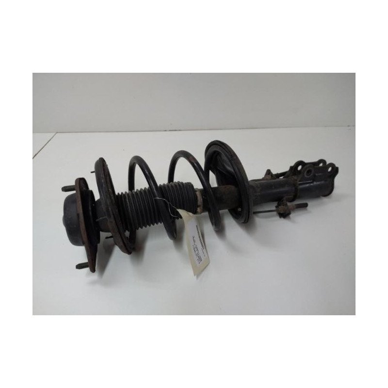 Amortisseur Avant Droit Kia Cerato (1)