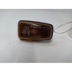 Repetiteur Clignotant Avant Droit  (feux) Peugeot 106 Phase 2 (1)