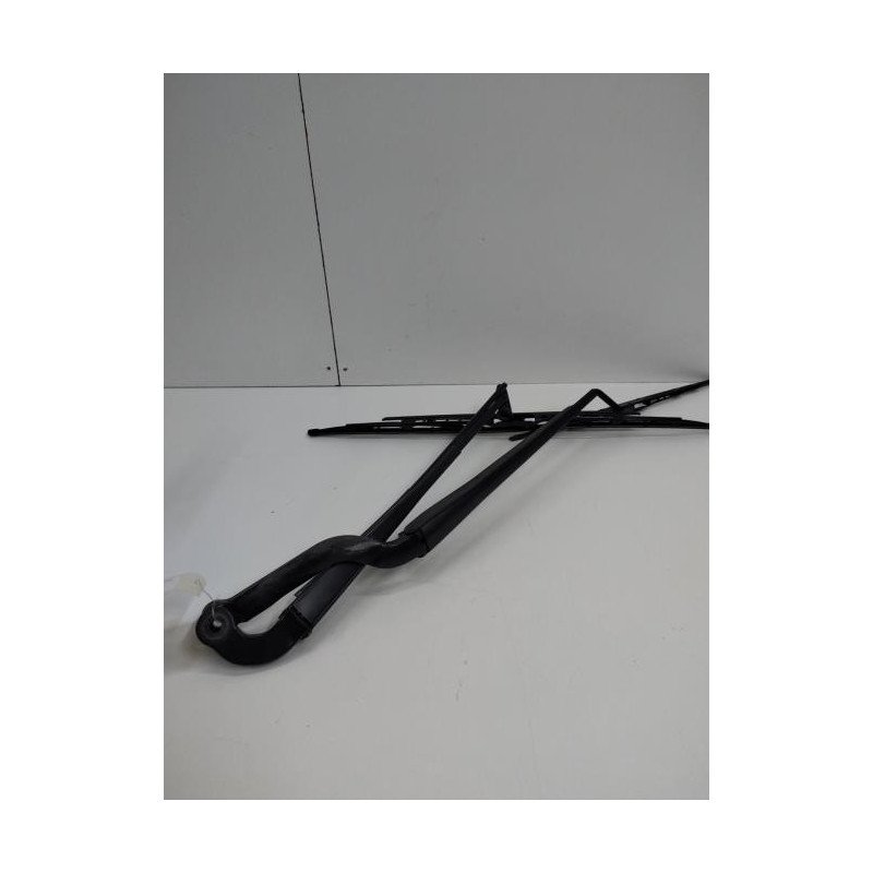 Bras Essuie Glace Avant Maserati Quattroporte (1)