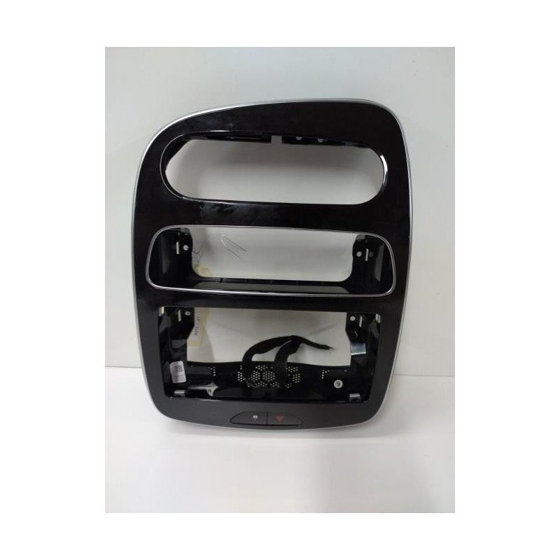 Facade Autoradio Renault Clio 4 Phase 2 (1)