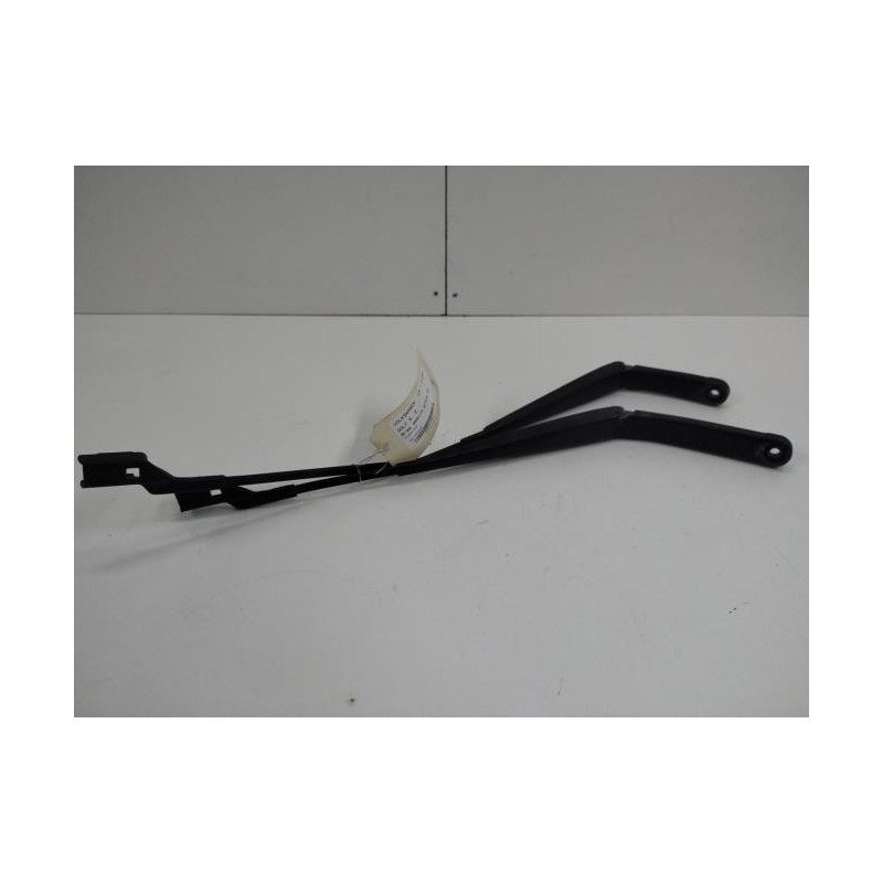 Bras Essuie Glace Avant Volkswagen Golf 5 (1)
