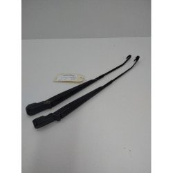 Bras Essuie Glace Avant Dacia Sandero 1 (1)