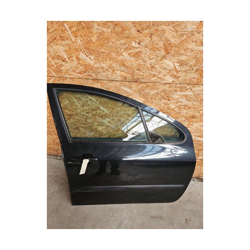 Porte Avant Droit Peugeot 307 Phase 1 (1)