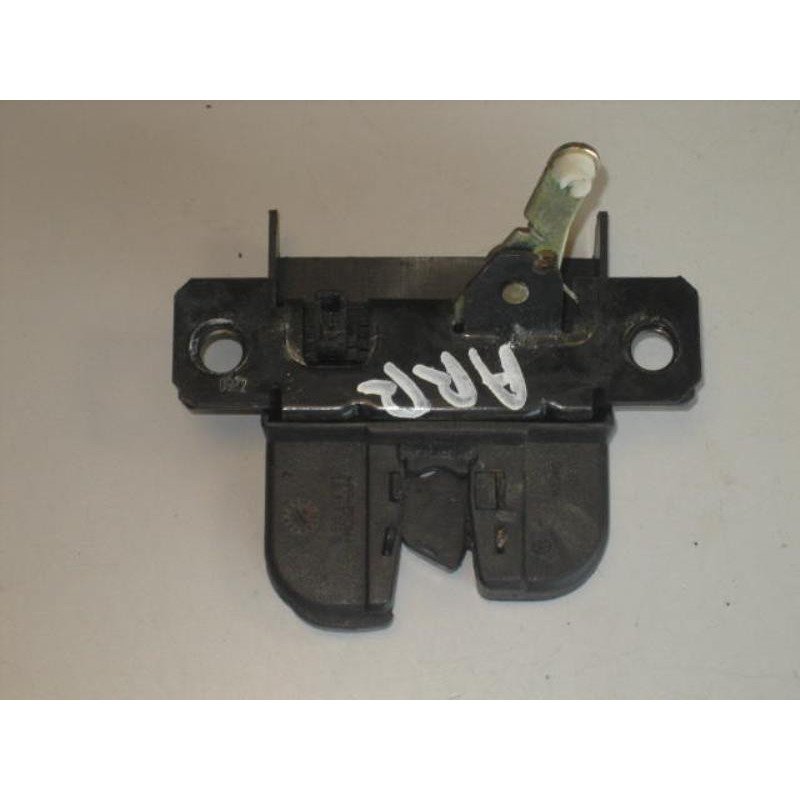 Serrure De Hayon Volkswagen Golf 4 (1)