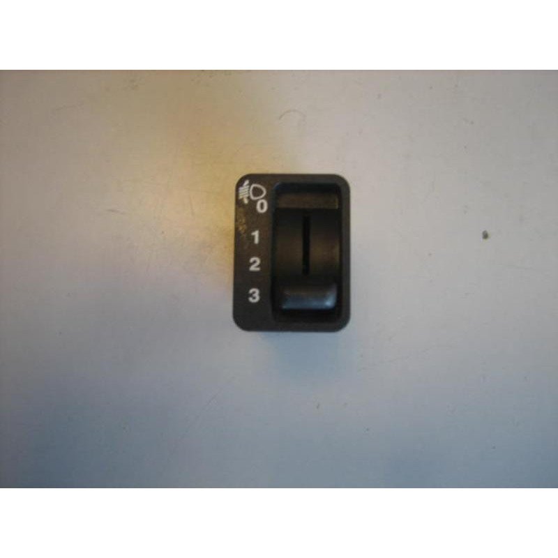 Bouton/interrupteur Rover 45 Phase 1 (1)