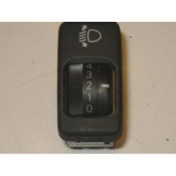 Bouton/interrupteur Toyota Avensis Verso Phase 1 (1)