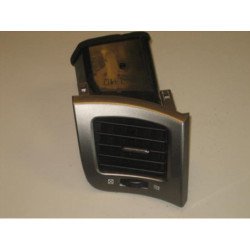 Aerateur Tableau De Bord Avant Droit Toyota Avensis Verso Phase 1 (1)