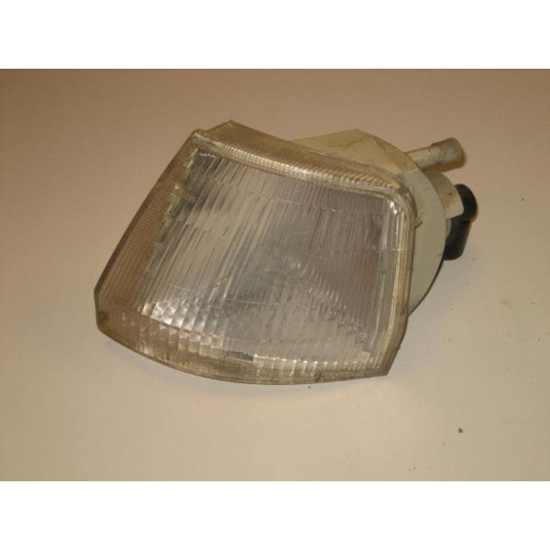 Optique Avant Secondaire Gauche (feux)(clignotant) Peugeot 106 Phase 1 (1)