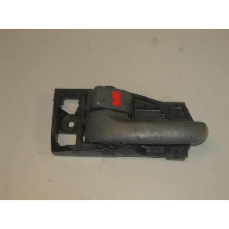Poignee Interieur Avant Gauche Toyota Rav4 2 Phase 1 (1)