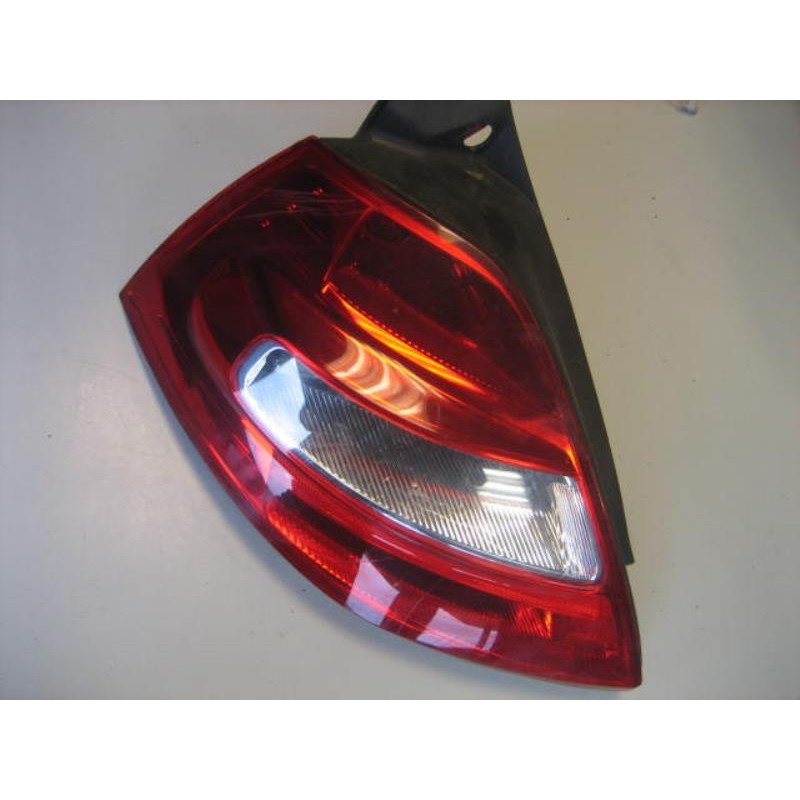 Feu Arriere Principal Gauche (feux) Renault Megane 2 Phase 1 (1)
