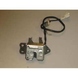 Serrure De Hayon Toyota Yaris 1 Phase 2 (1)
