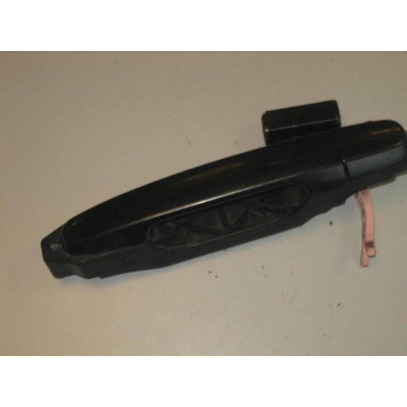 Poignee Porte Arriere Gauche Toyota Avensis Verso Phase 1 (1)