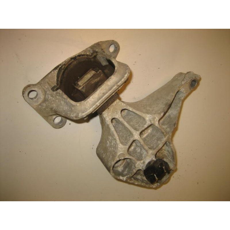 Support Moteur Droit Renault Megane 3 Phase 1 (1)