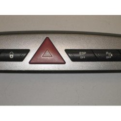 Bouton De Warning Peugeot 308 1 Sw Phase 1 Break (2)
