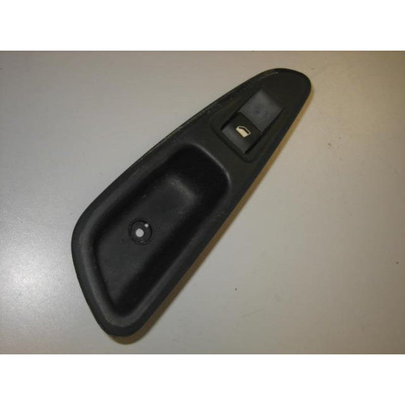Interrupteur De Leve Vitre Arriere Droit Peugeot 308 1 Sw Phase 1 Break (1)