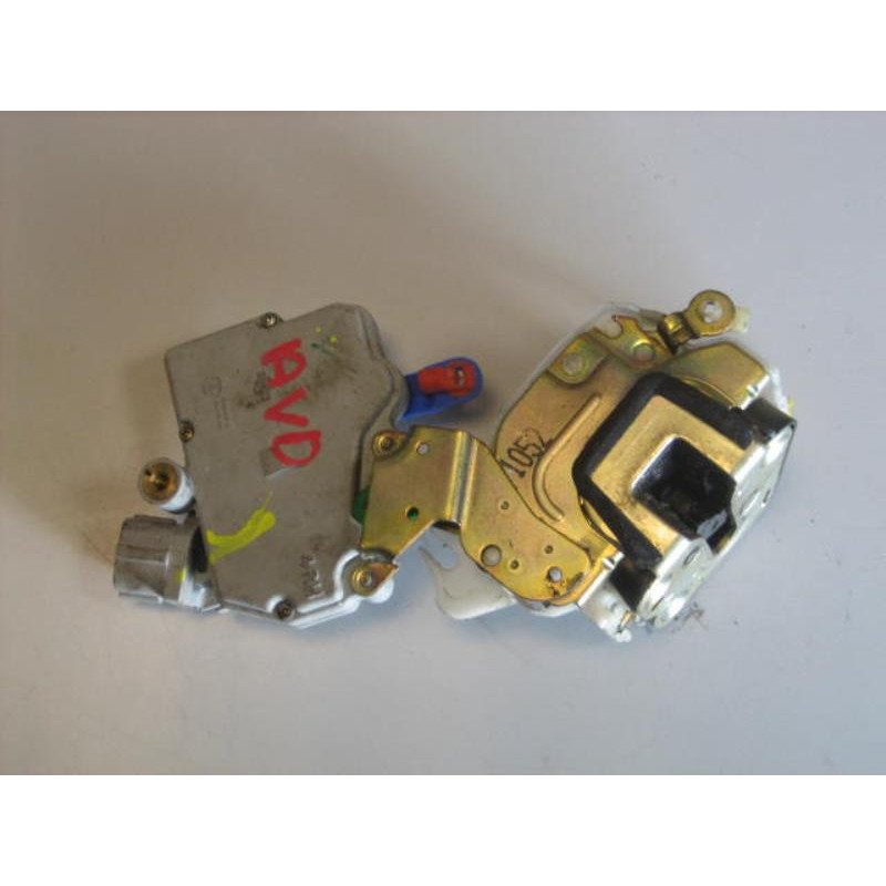 Serrure Avant Droit Nissan Terrano 2 Phase 2 (1)