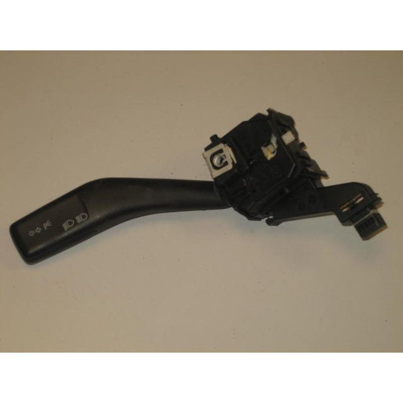 Commodo Phare Volkswagen Golf 5 (1)