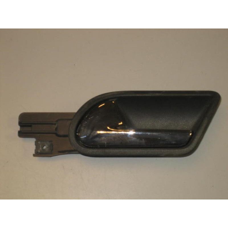 Poignee Interieur Arriere Gauche Volkswagen Golf 5 (1)