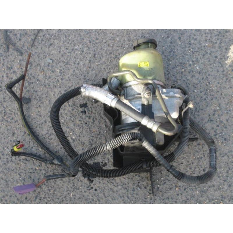 Pompe De Direction Opel Astra G (1)