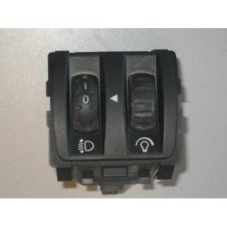Bouton/interrupteur Renault Clio 3 Phase 1 (1)