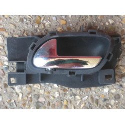 Poignee Interieur Avant Gauche Peugeot 407 Phase 1 Break (1)