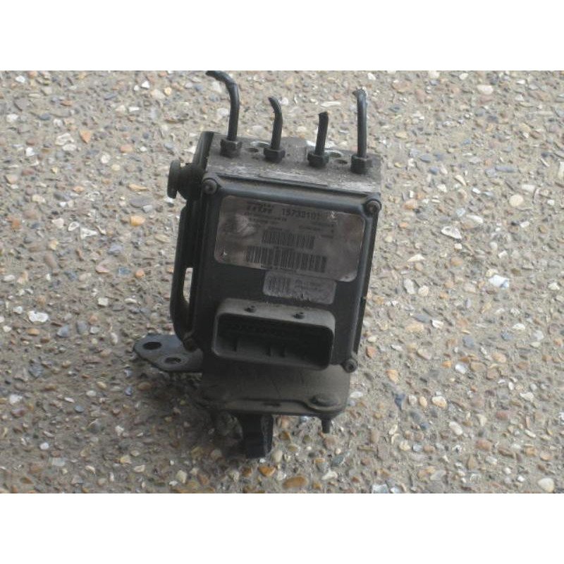 Bloc Abs (freins Anti-blocage) Peugeot 407 Phase 1 Break (1)