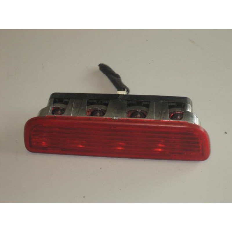 Feu Arriere Stop Central Citroen Nemo (1)