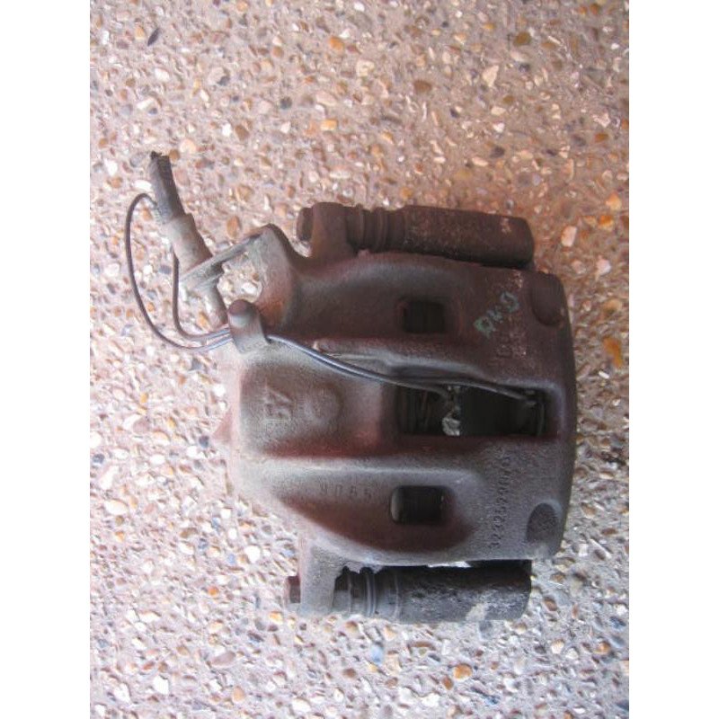 Etrier Avant Droit (freinage) Peugeot 406 Phase 2 Break (1)