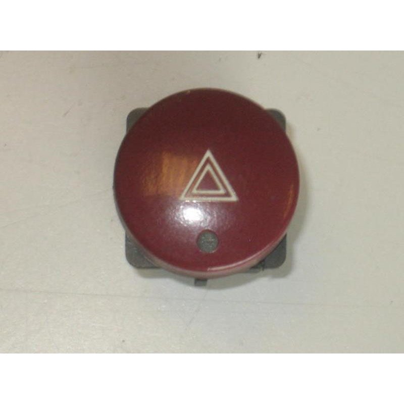 Bouton De Warning Peugeot Partner 1 Phase 2 (1)