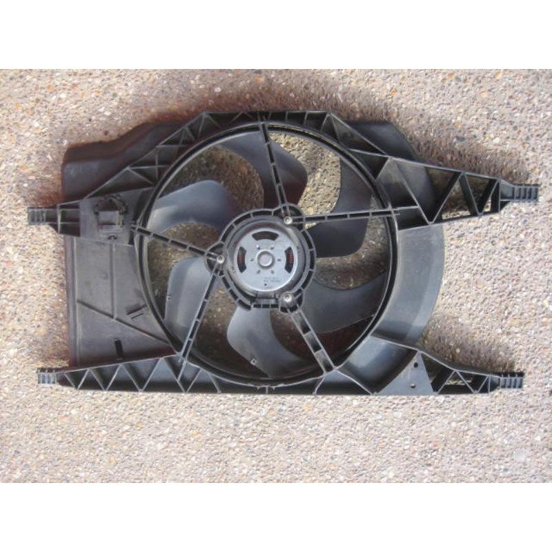 Ventilateur Eau Renault Laguna 2 Phase 1 (1)