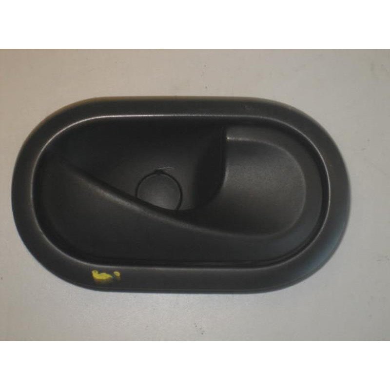 Poignee Interieur Avant Droit Renault Clio 3 Phase 1 (1)