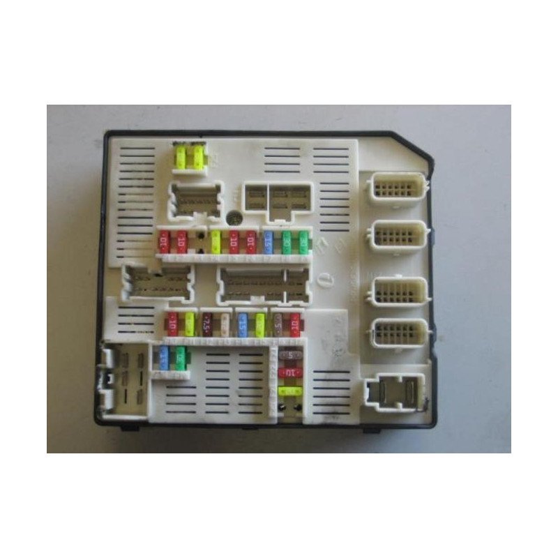 Porte Fusible Renault Megane 3 Phase 1 Coupe (1)