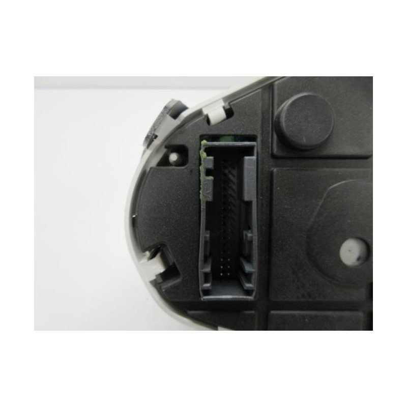 Compteur Ford Fiesta 6 Phase 1 (1)