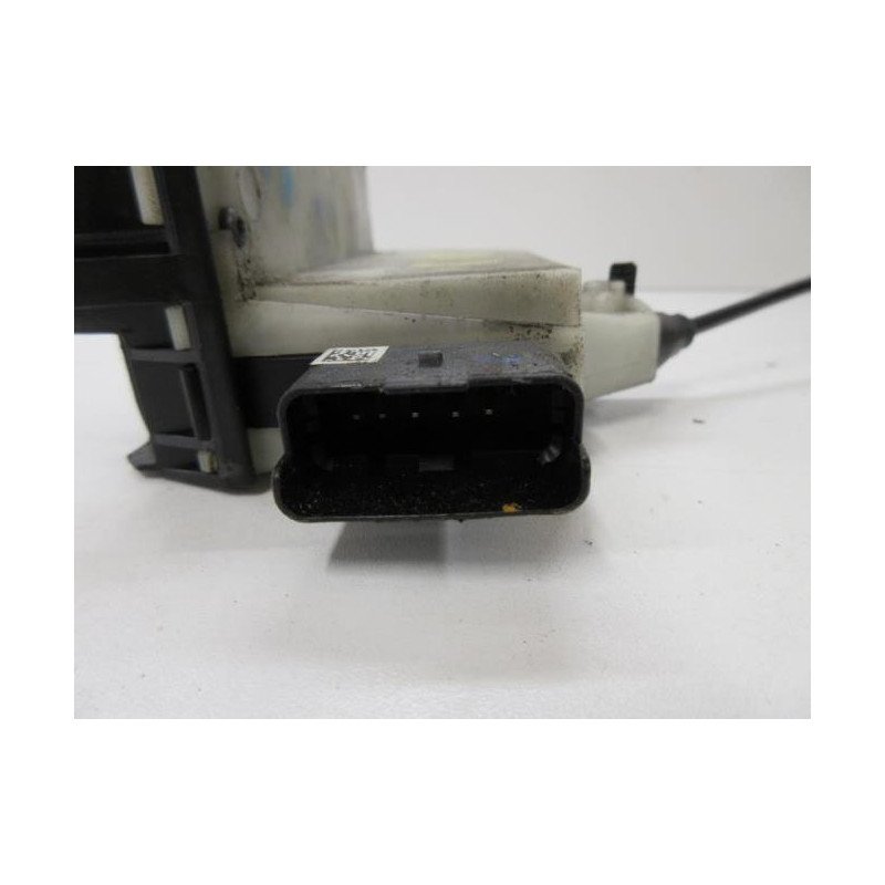 Serrure Avant Droit Peugeot 208 1 Phase 1 (1)