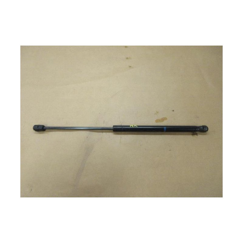 Verin De Coffre Citroen C2 Phase 1 (1)