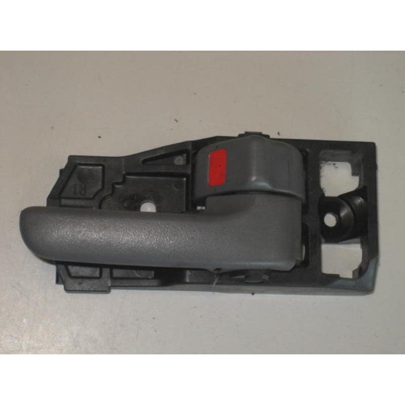 Poignee Interieur Avant Droit Toyota Rav4 2 Phase 1 (1)
