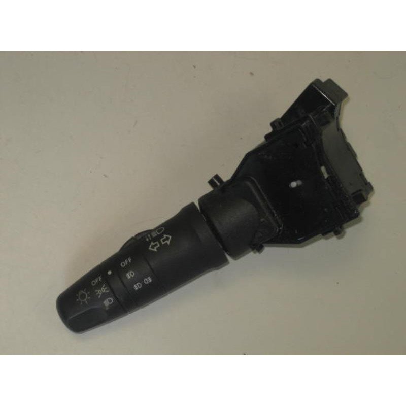 Commodo Phare Nissan Almera Tino Phase 2 (1)