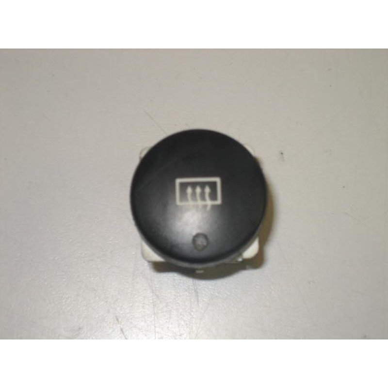 Bouton/interrupteur Peugeot Partner 1 Phase 2 (1)
