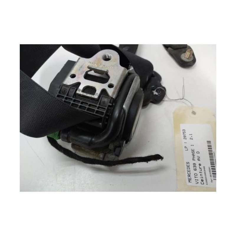 Ceinture Avant Droit Mercedes Vito 639 Phase 1 (1)