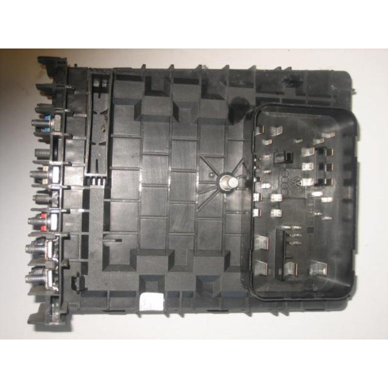 Porte Fusible Volkswagen Golf 5 (1)