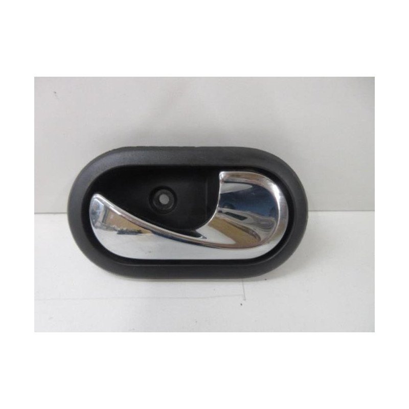 Poignee Interieur Arriere Droit Dacia Duster 1 Phase 2 (1)