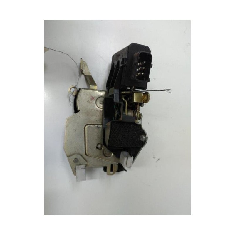 Serrure Avant Droit Bmw Serie 5 E34 Touring Break (1)